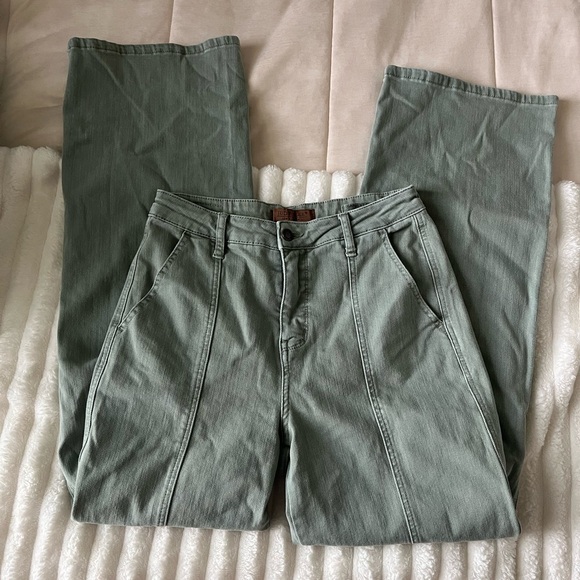 Judy Blue Front Seam Olive Flare Jeans - Picture 3 of 12